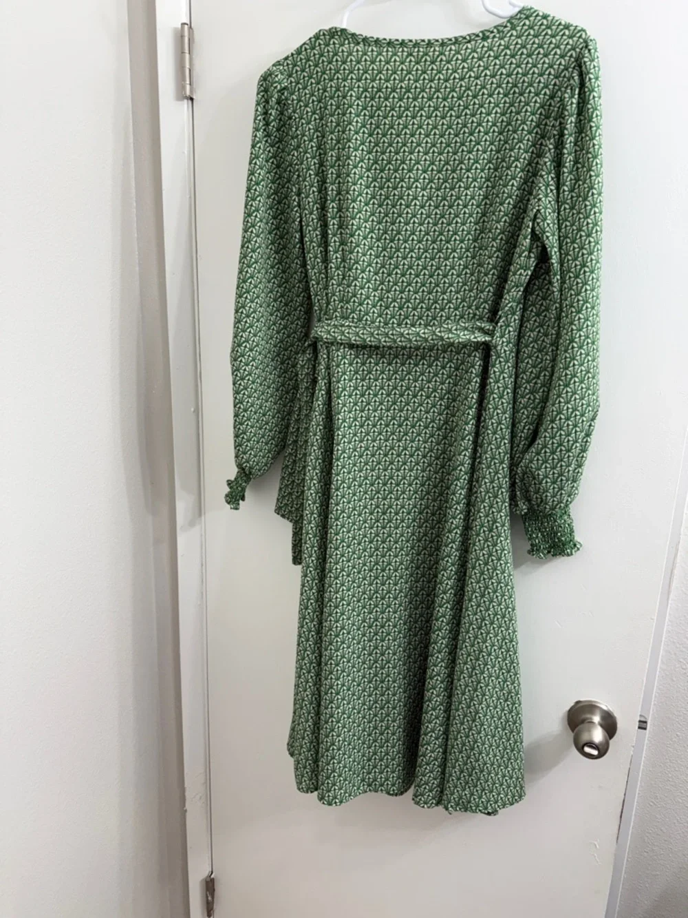 Max Studio Green Printed Long-Sleeve Wrap Dress